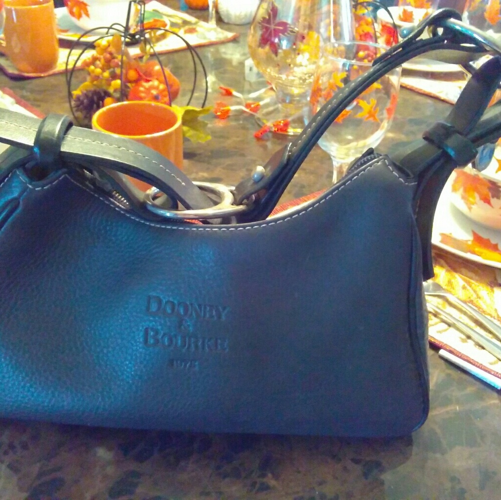 A genuine leather Dooney & Bourke hobo bag